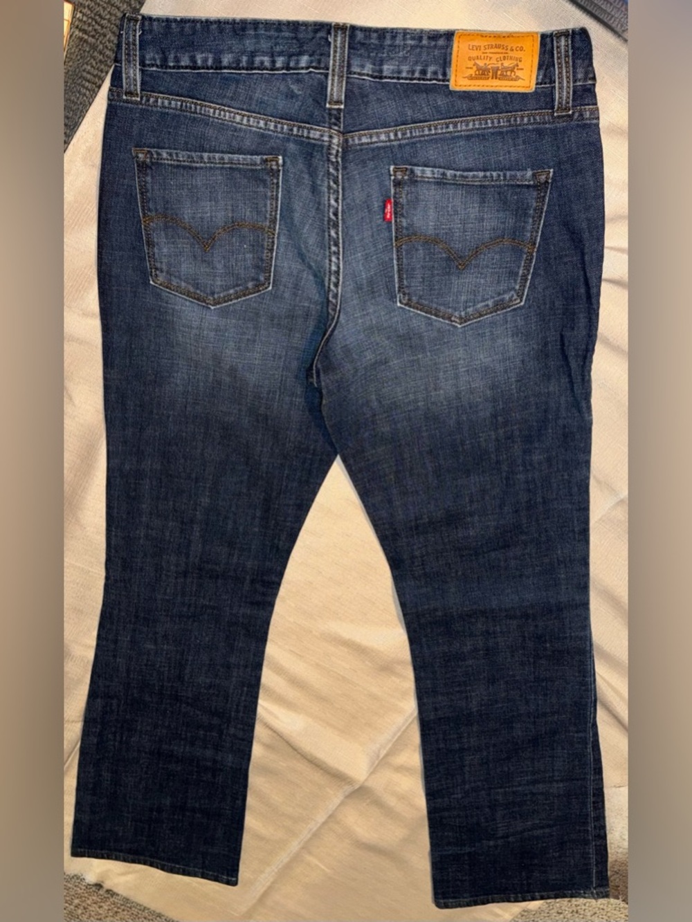 Levi's Dark Blue Denim Jeans Mid Rise Boot 553 - Picture 2 of 9